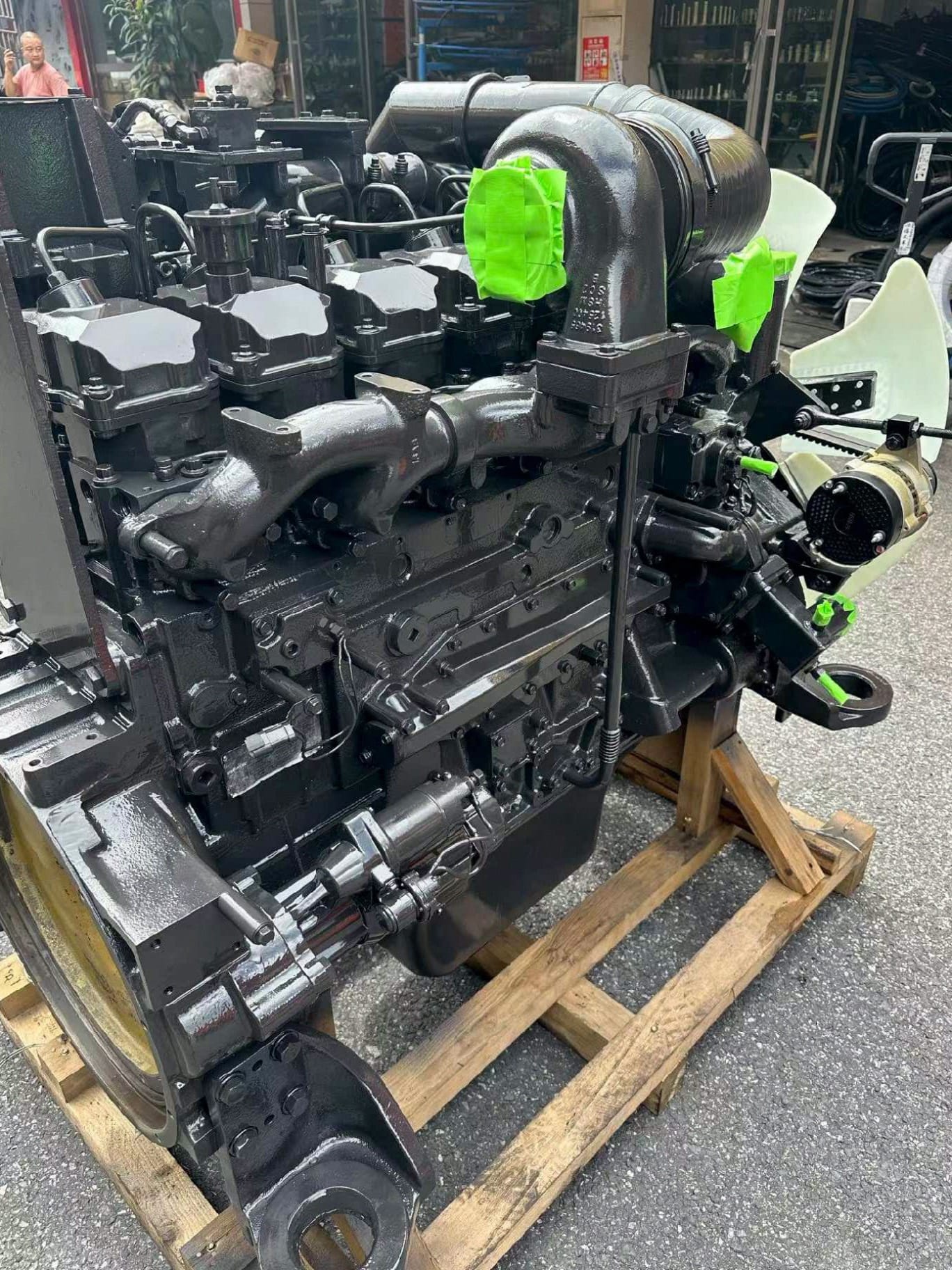 Tatan Komatsu 6D125-3 SAA6D125E-3 Diesel Engine Assembly for Komatsu PC400-7 PC450-7 Excavator Picture 2 Komatsu 6D125-3 Diesel Engine Assembly