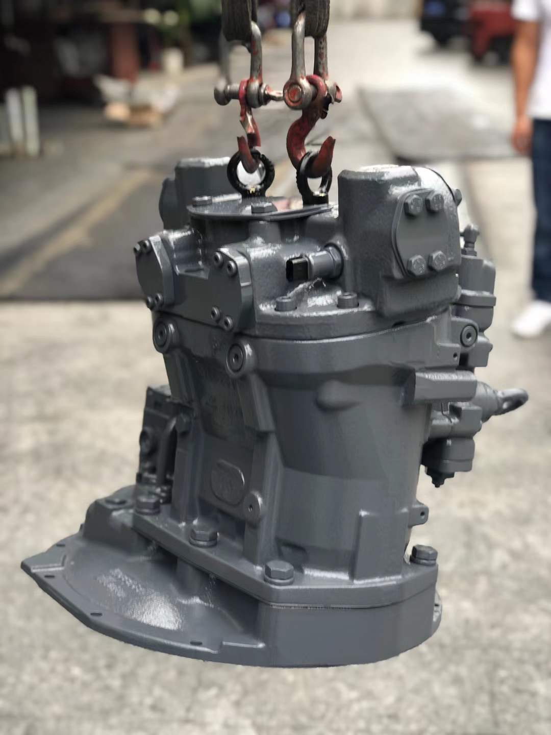 HOME Picture 40 HPV118 Hydraulic Main Pump Assembly for Hitachi ZX200-3 ZX240-3 Excavator | OEM 9257345