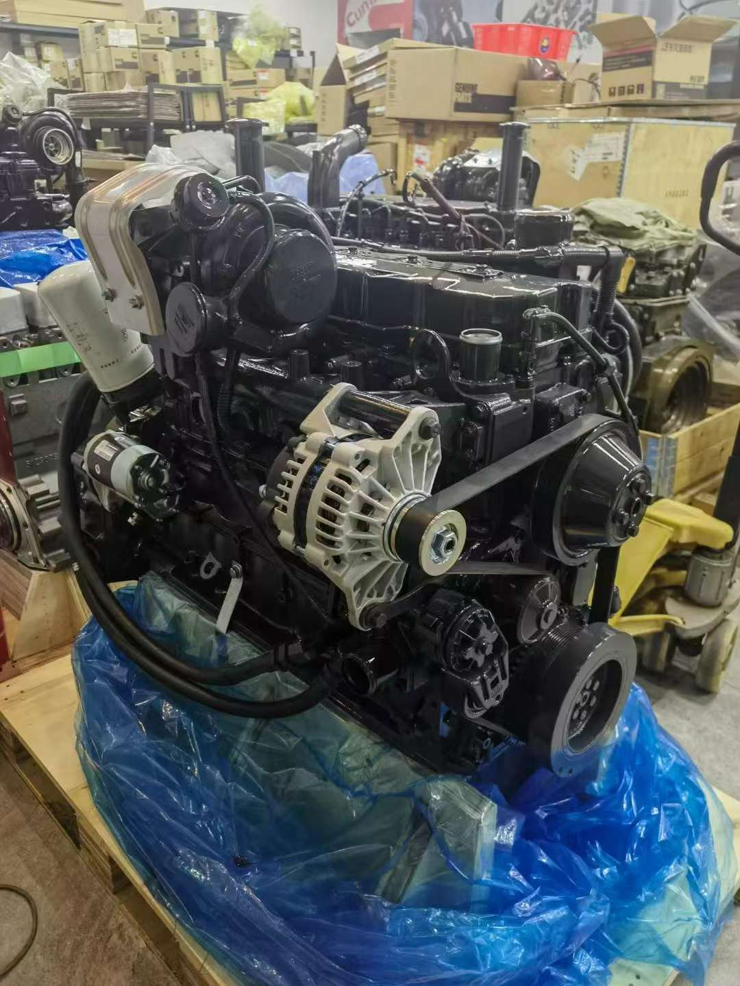 Tatan Komatsu 6D107 SAA6D107E Diesel Engine Assembly for Komatsu PC200-8 PC220-8 Excavator Picture 3 komatsu 6d107 diesel engine assembly