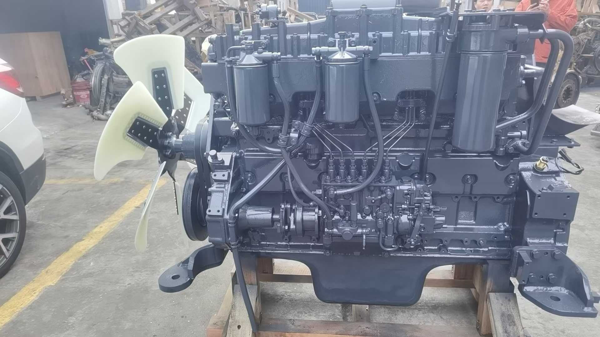 Tatan Komatsu 6D125 S6D125 Diesel Engine Assembly for Komatsu PC400-5 PC450-5 Excavator Picture 4 komatsu 6d125-2d diesel engine assembly