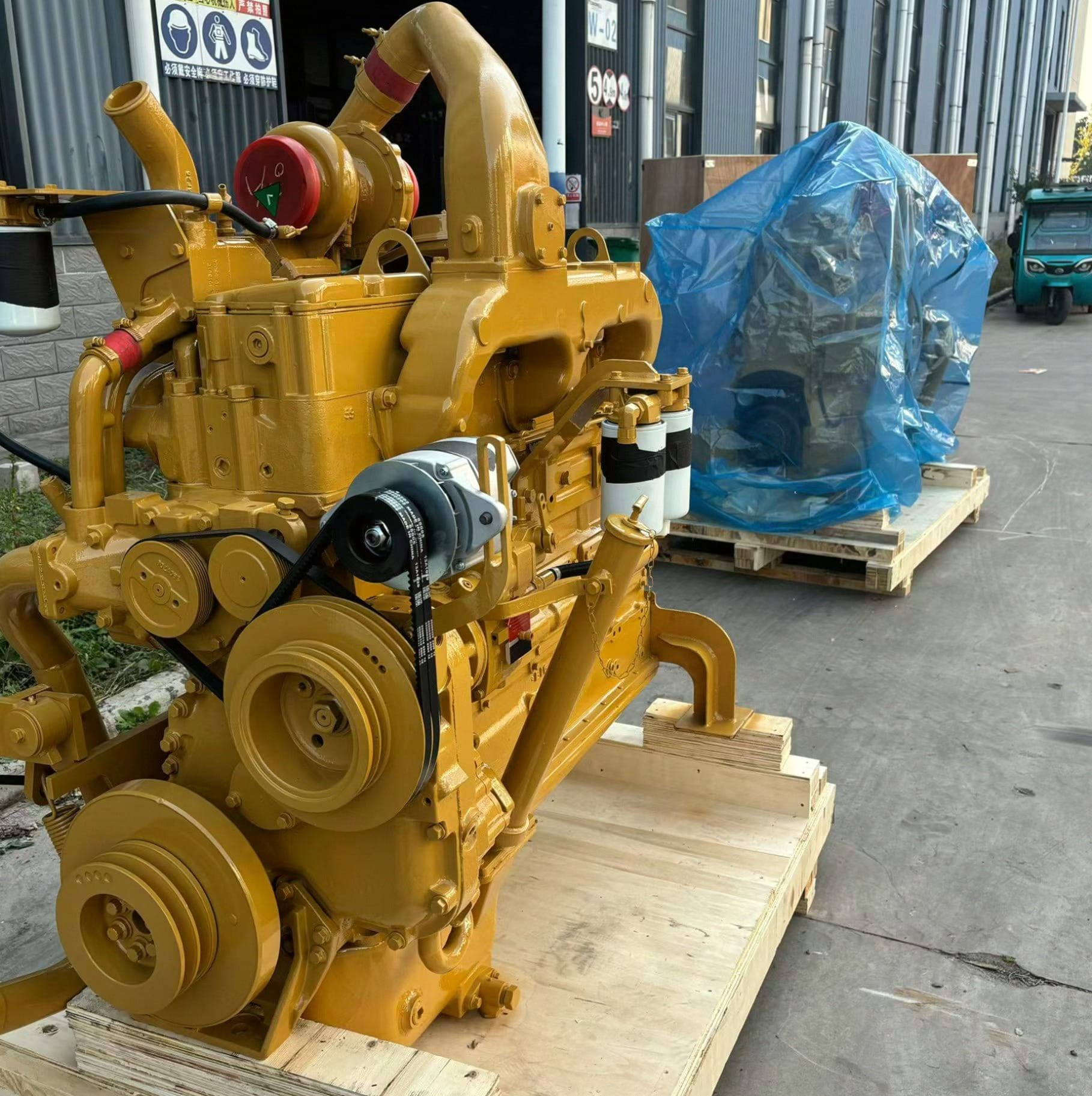 Tatan Shantui SD22 Bulldozer Cummins NT855-C280 Diesel Engine Assembly Picture 2 Shantui SD22 Diesel Engine Assembly