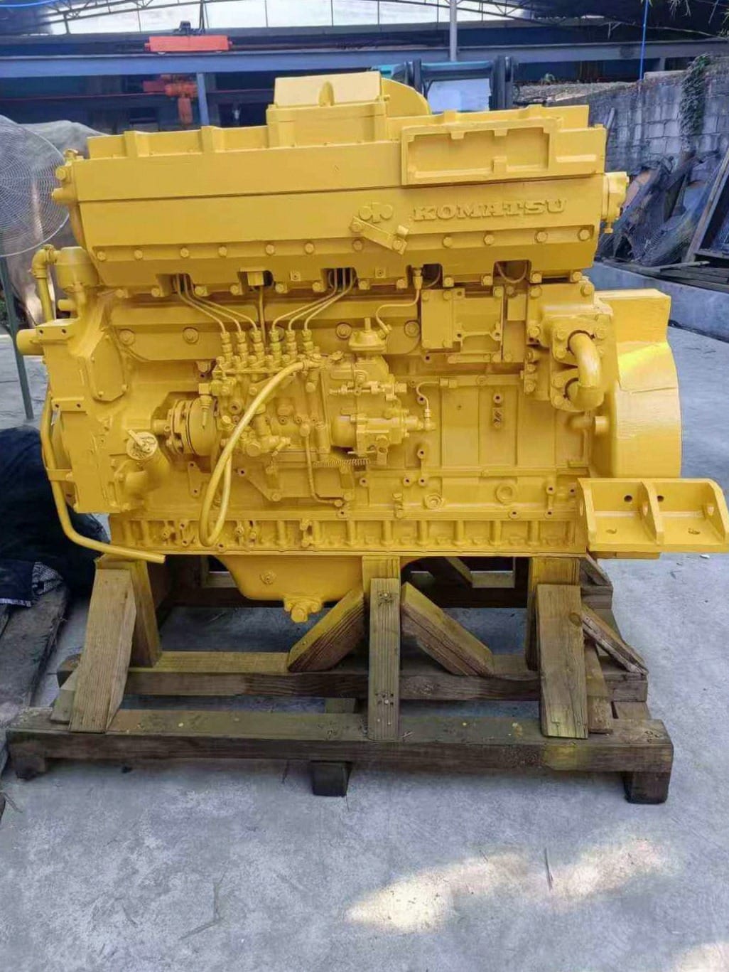 Tatan Komatsu SA6D140 SAA6D140 Diesel Engine Assembly for Komatsu PC600 PC650 Excavator Picture 4 komatsu-sa6d140-diesel-engine-assembly (1)