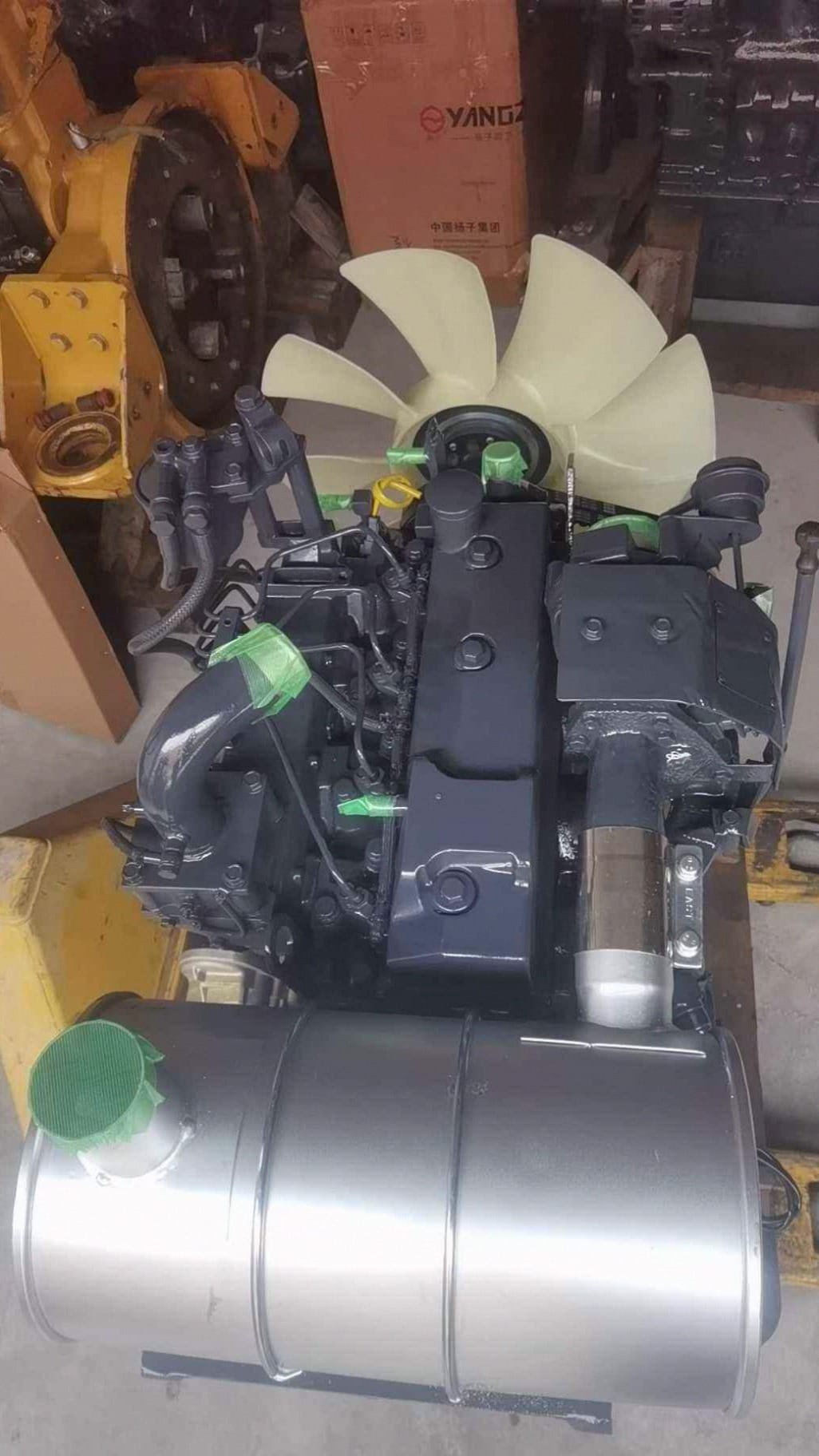 Tatan Komatsu SAA4D95LE-3 Diesel Engine Assembly for Komatsu PC78US Excavator WA150 Loader D31EX Dozer Picture 3 komatsu-saa4d95le-3-diesel-engine-assembly (1)
