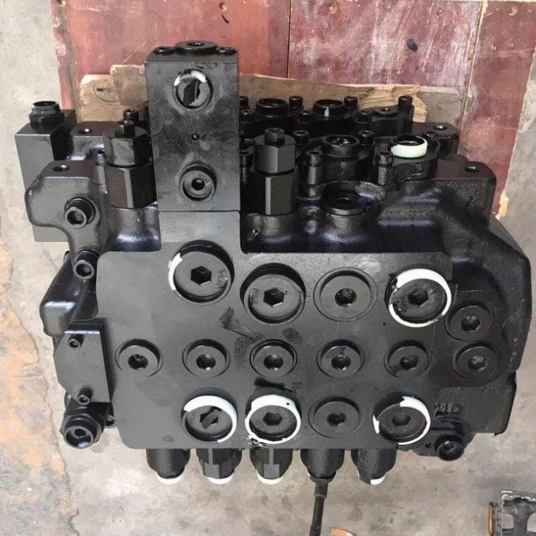 2401-9309 KMX15RA Main Control Valve Assembly for Doosan DX150 Excavator Loader Picture 3 2401-9309 KMX15RA Main Control Valve Assembly for Doosan DX150 Excavator Loader - Image 3