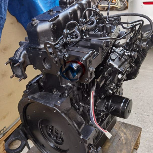 Komatsu PC15-3 Excavator Complete Diesel Engine Assembly (3D68E, OEM 22A-01-11100) Picture 8 Tatan Machinery Compact Excavator Engine Storage and Inspection Warehouse