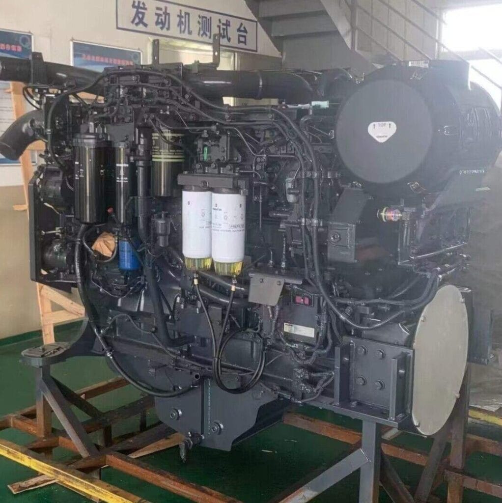 SAA4D95LE-5 6738-81-8100 Diesel Engine Assembly for Komatsu PC130-8 Excavator