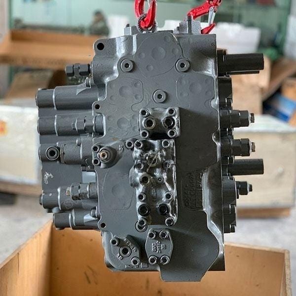 C0170 4628664 Main Control Valve Assembly for Hitachi ZX250-3 Excavator Picture 4 C0170 4628664 Main Control Valve Assembly for Hitachi ZX250-3 Excavator - Image 4