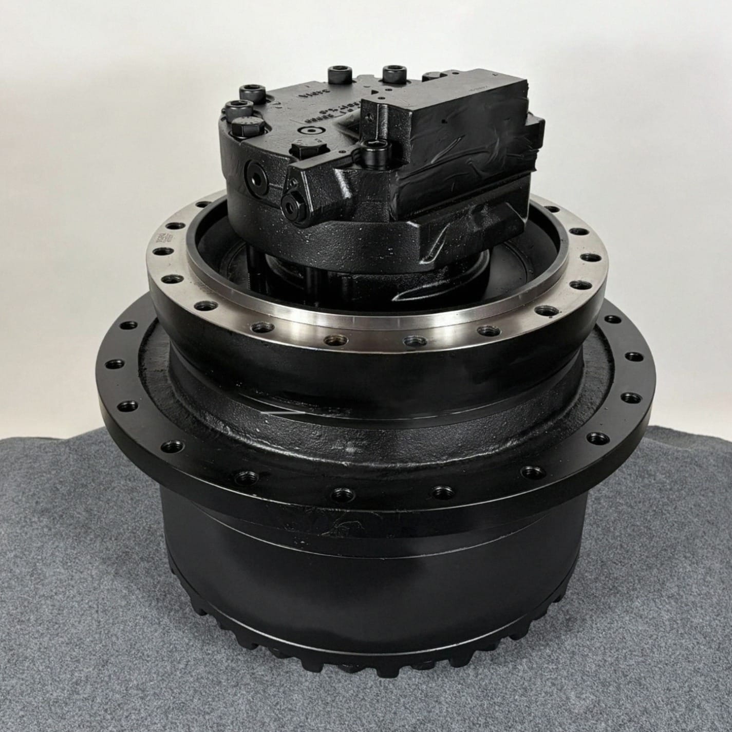 HMGF68BA 9263595 4699092 Travel Motor Assembly for Hitachi ZX470 Excavator Picture 1 HMGF68BA 9263595 4699092 Travel Motor Assembly for Hitachi ZX470 Excavator