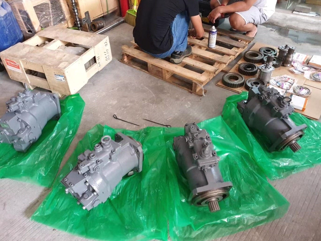 Tatan HPV091 9119871 9133006 Hydraulic Pump Assembly for Hitachi EX200-3 Excavator Picture 2 Tatan HPV091 9119871 9133006 Hydraulic Pump Assembly for Hitachi EX200-3 Excavator - Image 2
