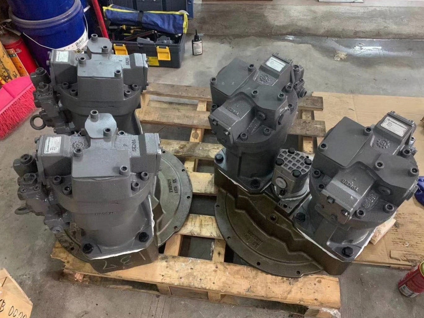 Tatan HPV091 9119871 9133006 Hydraulic Pump Assembly for Hitachi EX200-3 Excavator Picture 1 Tatan HPV091 9119871 9133006 Hydraulic Pump Assembly for Hitachi EX200-3 Excavator