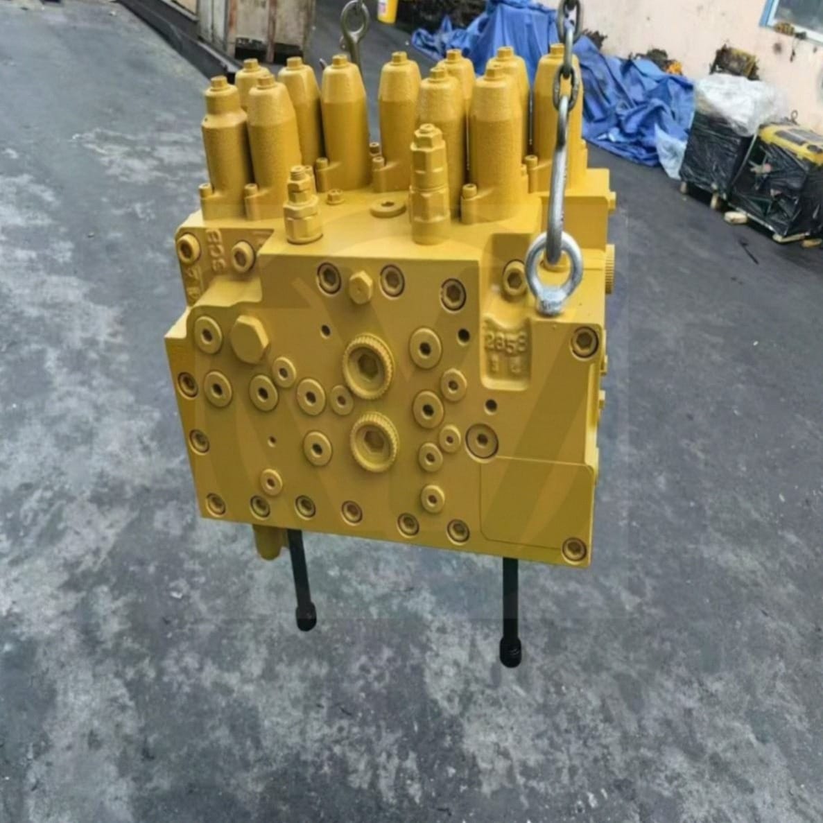 KMX13RB 369-8574 270-5866 Main Control Valve Assembly for Caterpillar 313D Excavator Picture 2 KMX13RB 369-8574 270-5866 Main Control Valve Assembly for Caterpillar 313D Excavator - Image 2