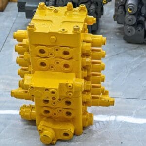 Tatan KSV180 708-2L-00040 main control valve assembly for Komatsu PC130-7 excavator-1