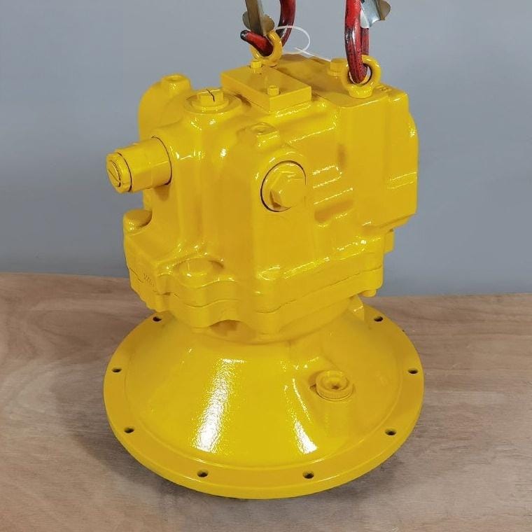 M5X130 706-7G-01160 Swing Motor Assembly for Komatsu PC200-8 Excavator