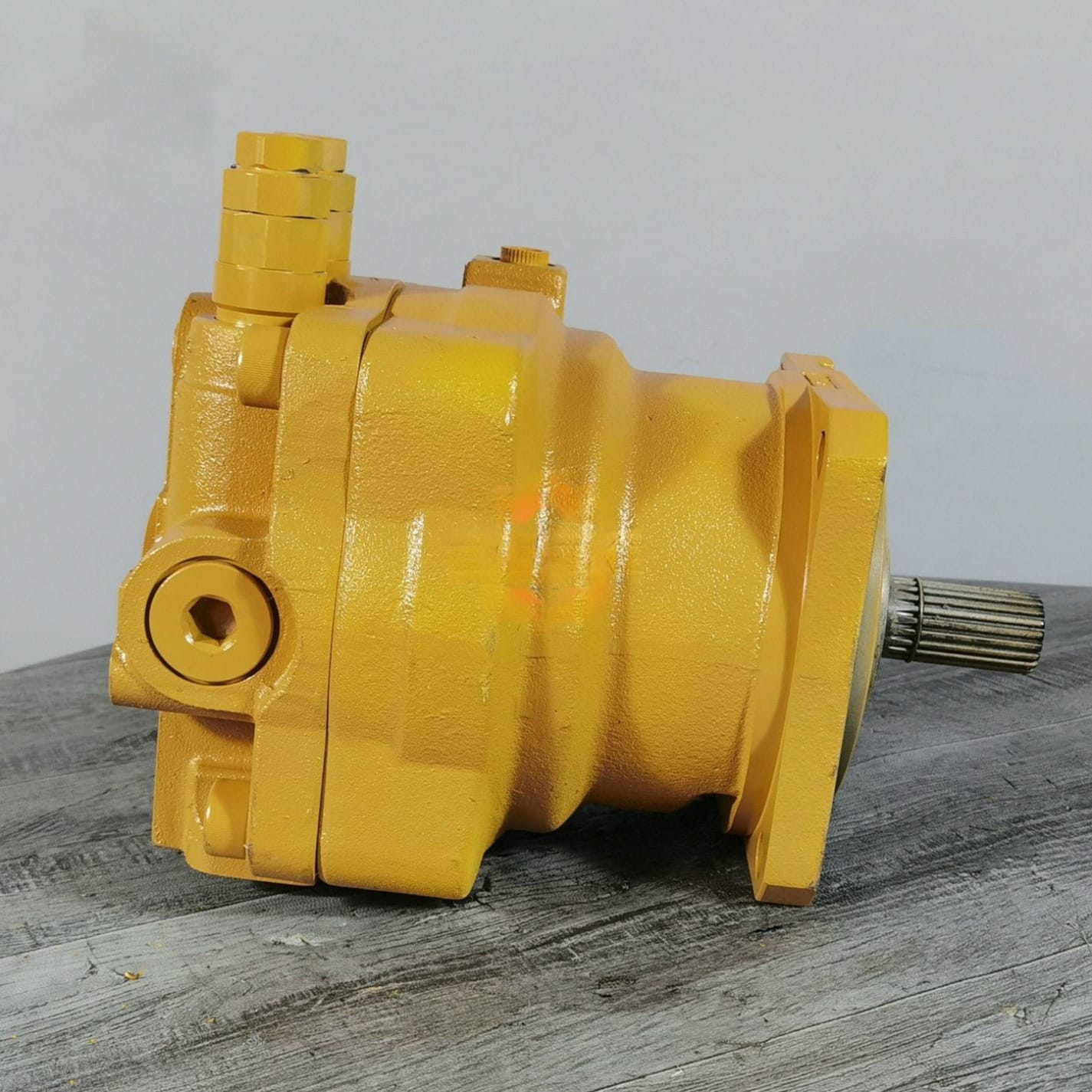 M5X180 259-0818 295-9678 Swing Motor Assembly for Caterpillar 324D Excavator Picture 5 M5X180 259-0818 295-9678 Swing Motor Assembly for Caterpillar 324D Excavator - Image 5