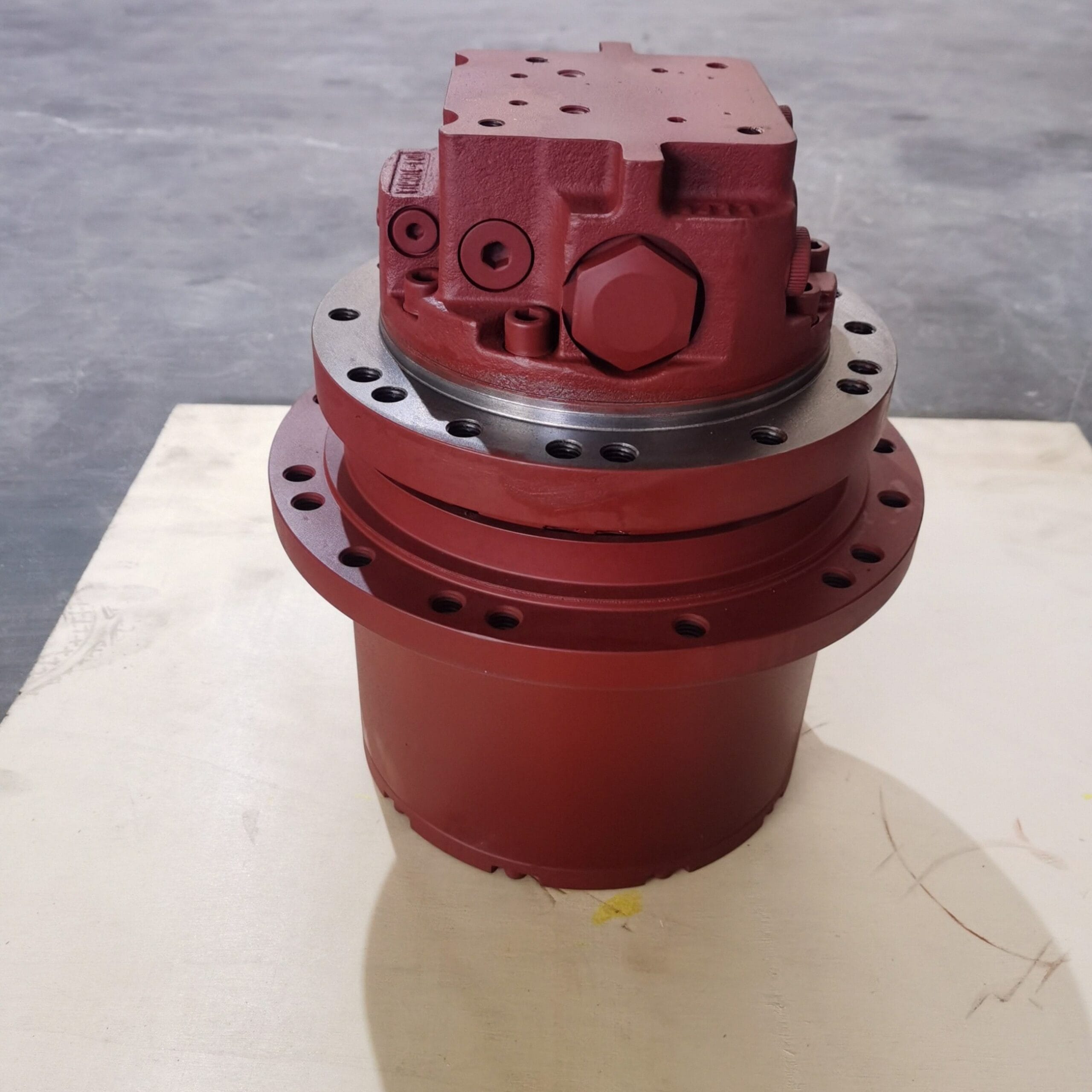 MAG-18VP 2401-9251 Travel Motor Final Drive Assembly for Doosan DH35Z DX35Z Excavator Picture 3 MAG-18VP 708-8L-00105 travel motor final drive (5)