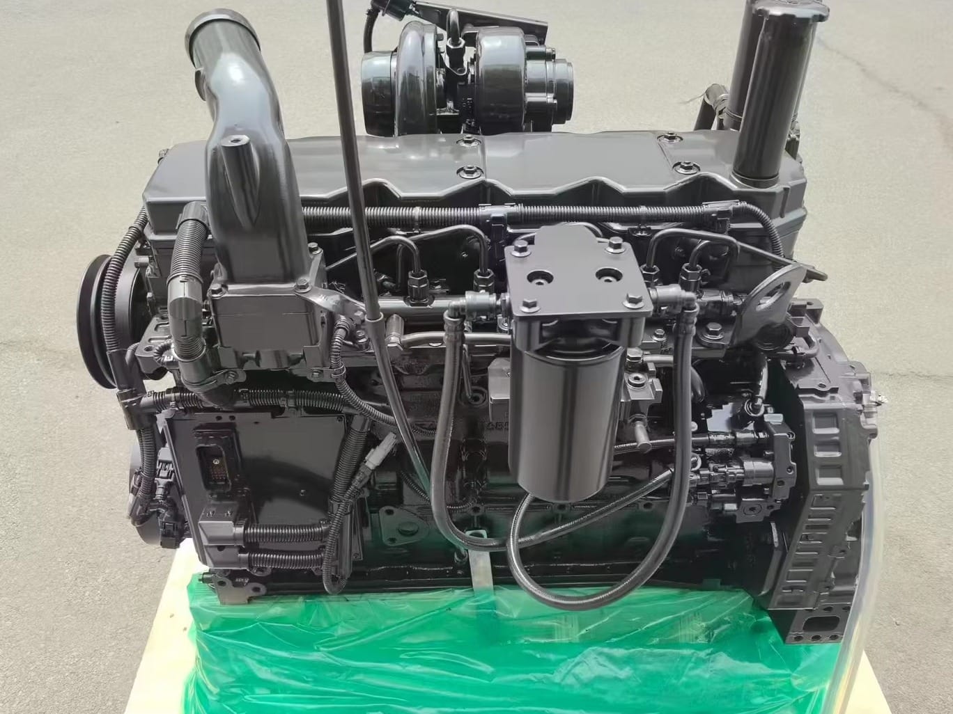 PC210-8 SAA6D107E-1 Diesel Engine Assembly 6754-11-1100 for Komatsu Excavator Picture 1 Tatan PC210-8 SAA6D107E-1 6754-11-1100 complete diesel engine assembly for Komatsu excavator-4