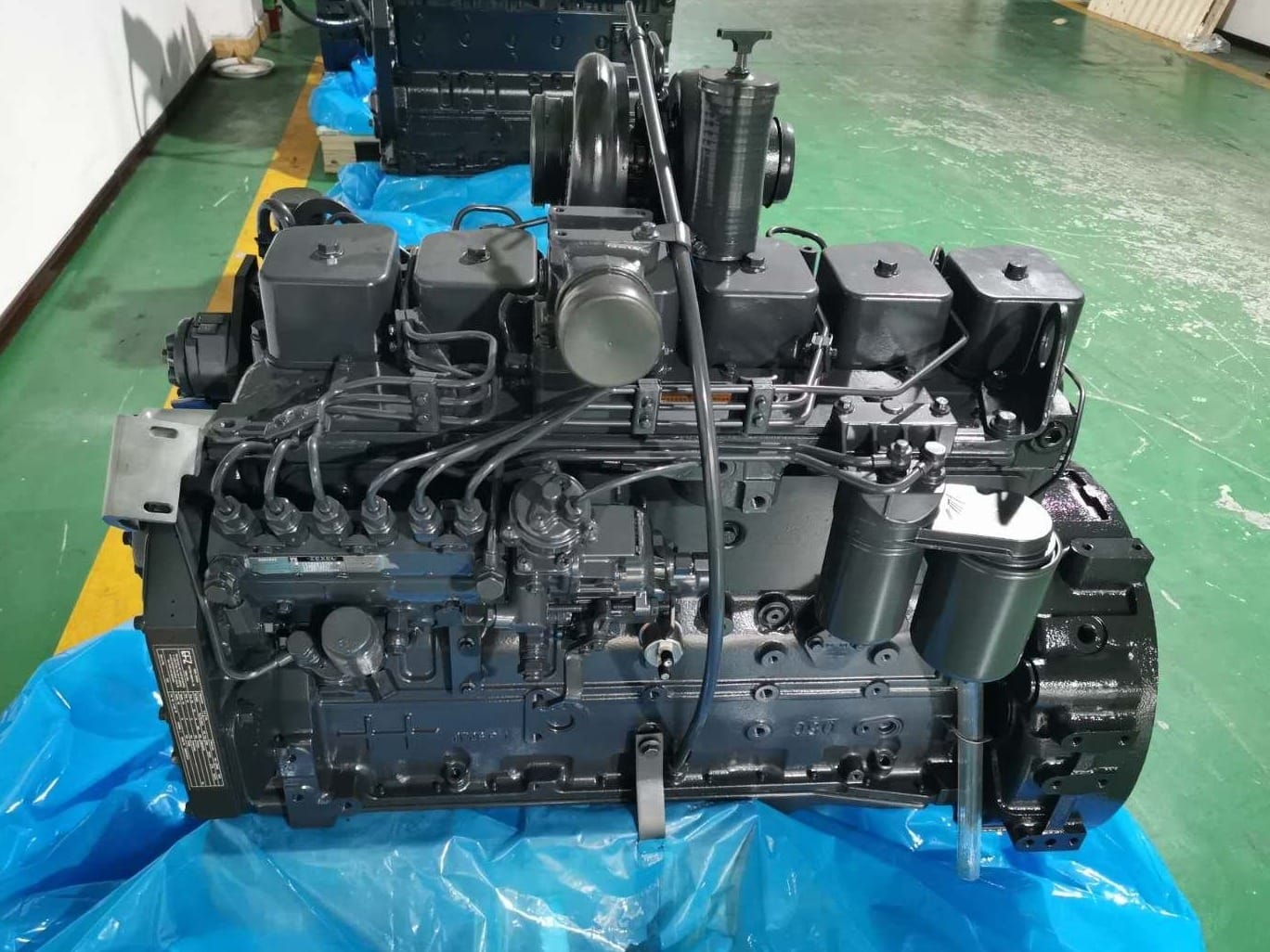 SAA6D102E-2 6738-81-8200 Diesel Engine Assembly for Komatsu PC200-7 Excavator Picture 3 Tatan SAA6D102E-2 6738-81-8200 diesel engine assembly for Komatsu PC200-7 excavator-3