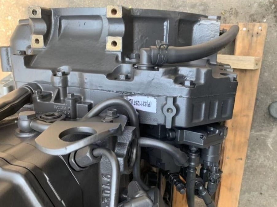 SAA6D107E-1 6754-11-1100 Diesel Engine Assembly for Komatsu PC200-8 Excavator Picture 3 Tatan SAA6D107E-1 6754-11-1100 diesel engine assembly for Komatsu PC200-8 excavator-2