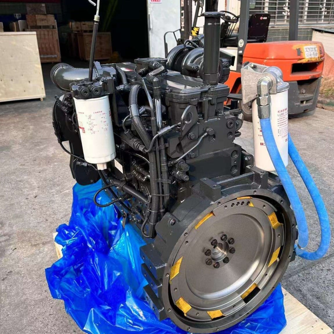 SAA6D114E-3 6745-01-1110 Diesel Engine Assembly for Komatsu PC300-8 Excavator Picture 2 SAA6D114E-3 6745-01-1110 Diesel Engine Assembly for Komatsu PC300-8 Excavator - Image 2