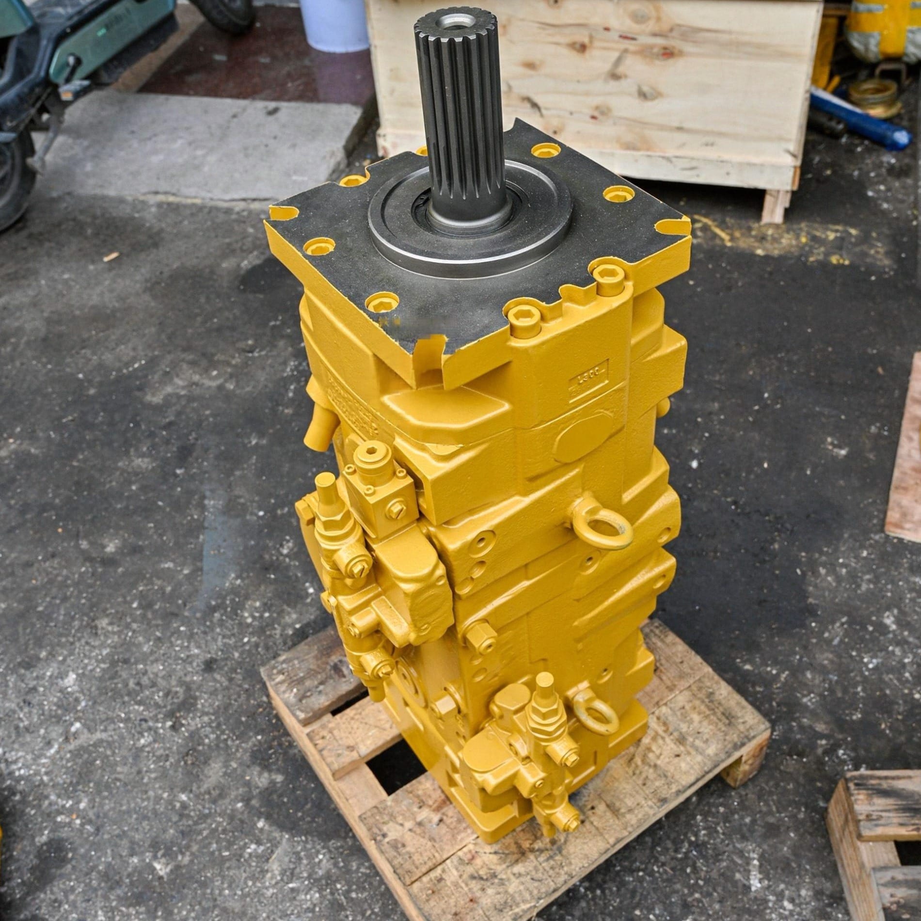 Caterpillar 330B Main Hydraulic Pump Assembly - SBS120 (OEM 123-2229) Picture 6 Caterpillar 330B Main Hydraulic Pump Assembly - SBS120 (OEM 123-2229) - Image 6