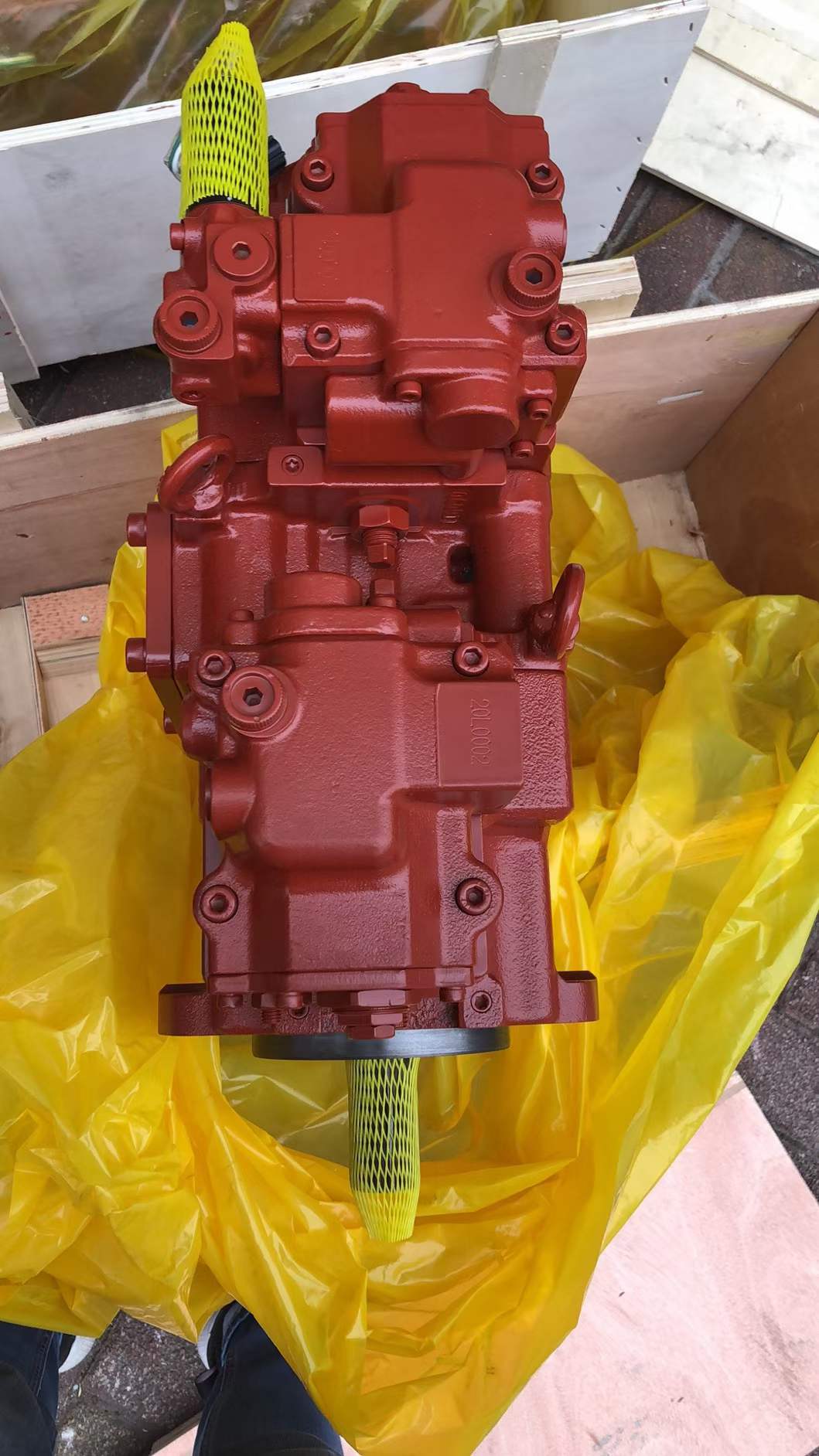 2401-9285 K3V63DT Hydraulic Pump Assembly for Doosan DX140W Wheel Excavator Picture 3 Tatan 2401-9285 hydraulic pump assembly for Doosan DX140W wheel excavator (4)