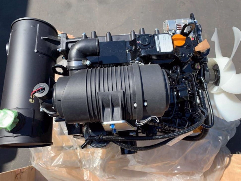 3TNV88 129005-00100 Diesel Engine Assembly for Hitachi ZX35U Excavator Picture 4 3TNV88 129005-00100 Diesel Engine Assembly for Hitachi ZX35U Excavator - Image 4
