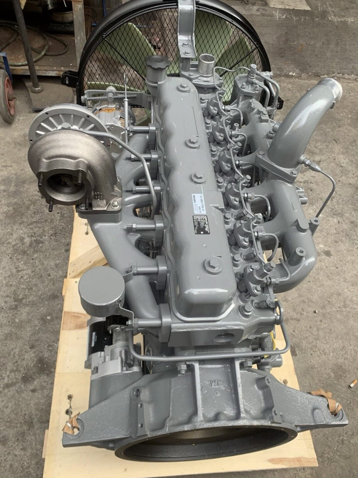6BD1T 1-11110-947-0 Diesel Engine Assembly for Hitachi EX200-2 Excavator Picture 3 6BD1T 1-11110-947-0 Diesel Engine Assembly for Hitachi EX200-2 Excavator - Image 3