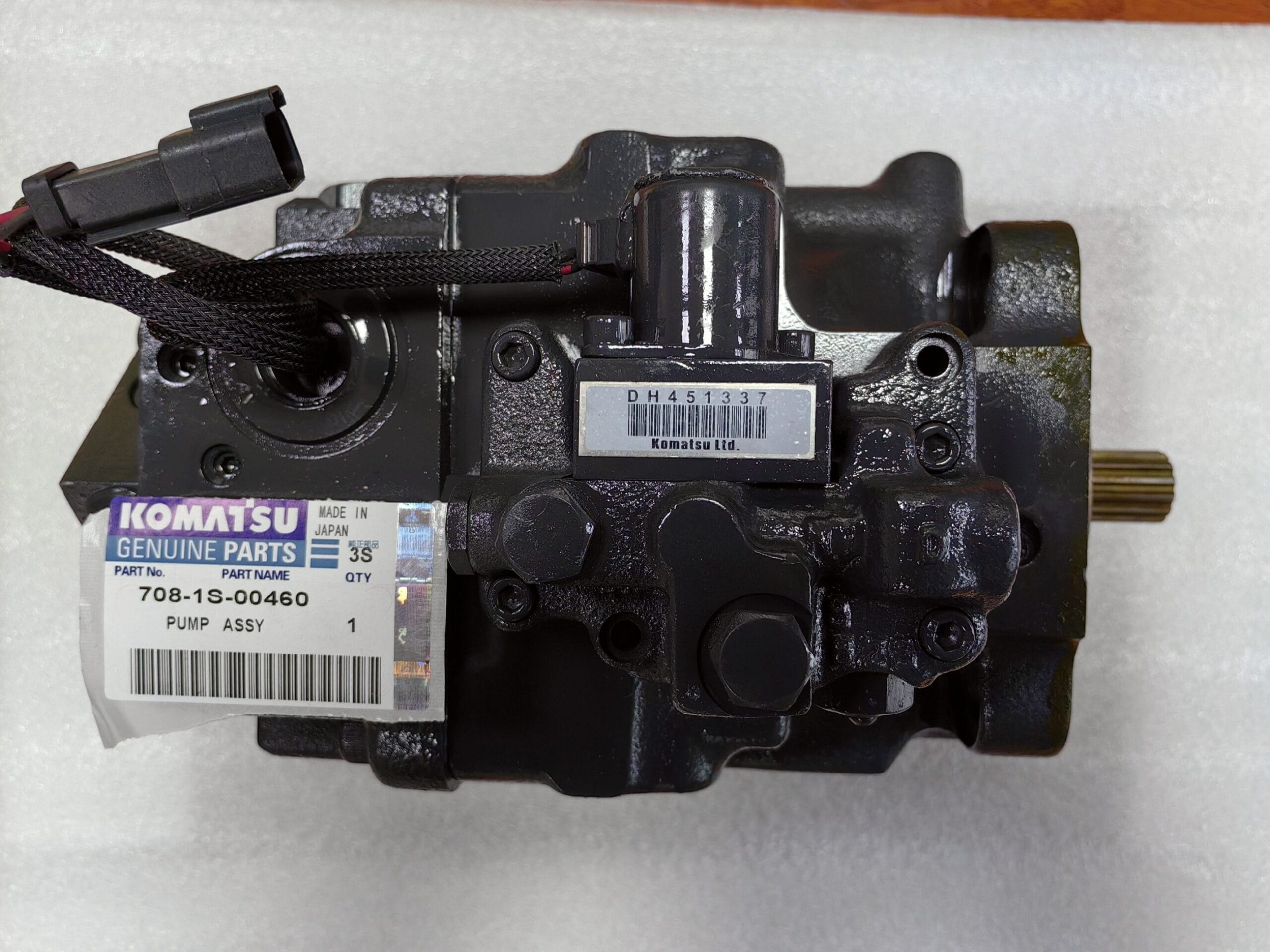 Tatan 708-1W-00893 Hydraulic Pump Assembly for Komatsu WA470-6 Wheel Loader Picture 5 Tatan 708-1W-00893 Hydraulic Pump Assembly for Komatsu WA470-6 Wheel Loader - Image 5