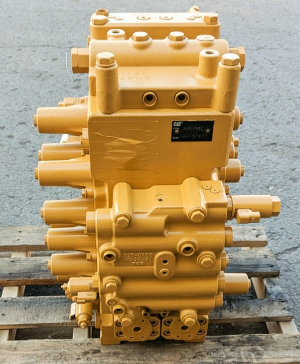 C0070 298-2877 Control Valve Assembly for Caterpillar 303.5 Excavator Picture 3 C0070 298-2877 Control Valve Assembly for Caterpillar 303.5 Excavator - Image 3