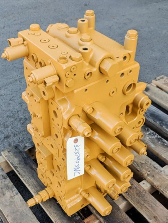 C0070 298-2877 Control Valve Assembly for Caterpillar 303.5 Excavator Picture 5 C0070 298-2877 Control Valve Assembly for Caterpillar 303.5 Excavator - Image 5