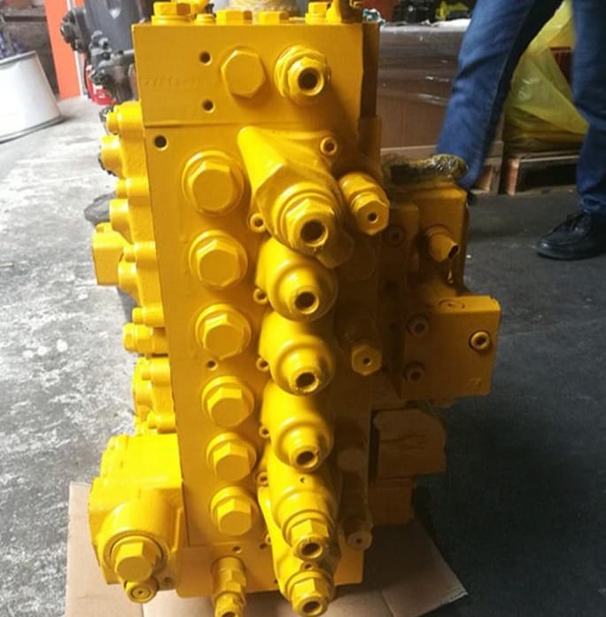 CLSS 723-40-72100 Main Control Valve Assembly for Komatsu PC220-8 Excavator