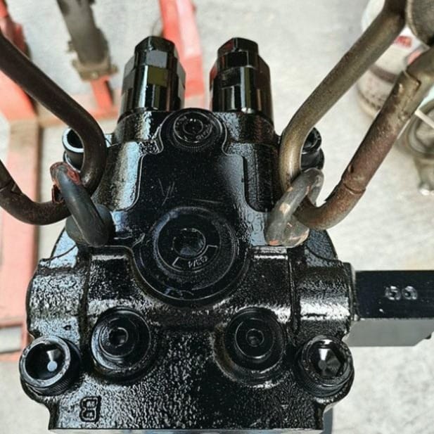 HMS072 9177550 Swing Motor Assembly for Hitachi ZX120 Excavator Picture 5 HMS072 9177550 Swing Motor Assembly for Hitachi ZX120 Excavator - Image 5
