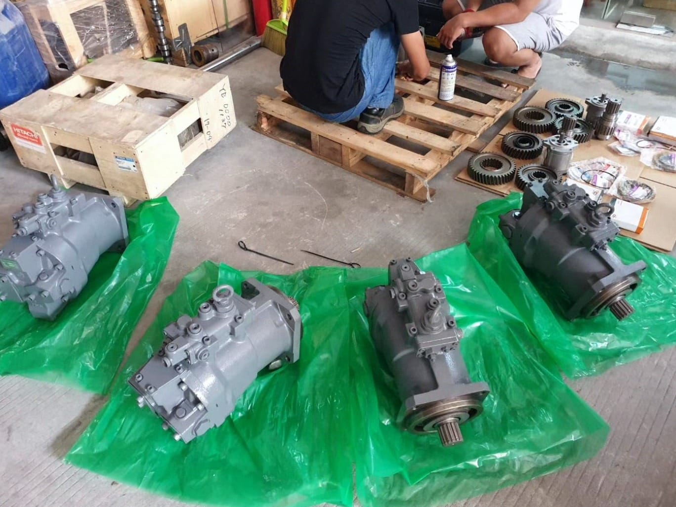 Tatan HPV091 9135950 9101528 Hydraulic Pump Assembly for Hitachi EX200-2 Excavator Picture 3 Tatan HPV091 9135950 9101528 Hydraulic Pump Assembly for Hitachi EX200-2 Excavator - Image 3