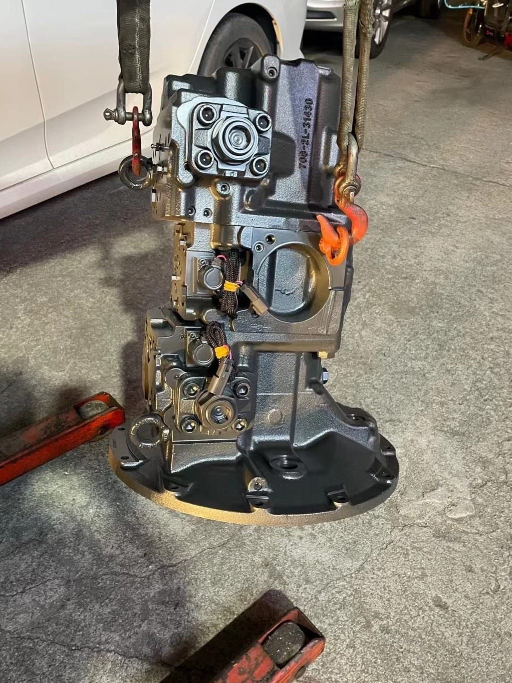 HPV95 708-2L-00680 Hydraulic Pump Assembly for Komatsu PC240-8 Excavator Picture 1 HPV95 708-2L-00680 Hydraulic Pump Assembly for Komatsu PC240-8 Excavator