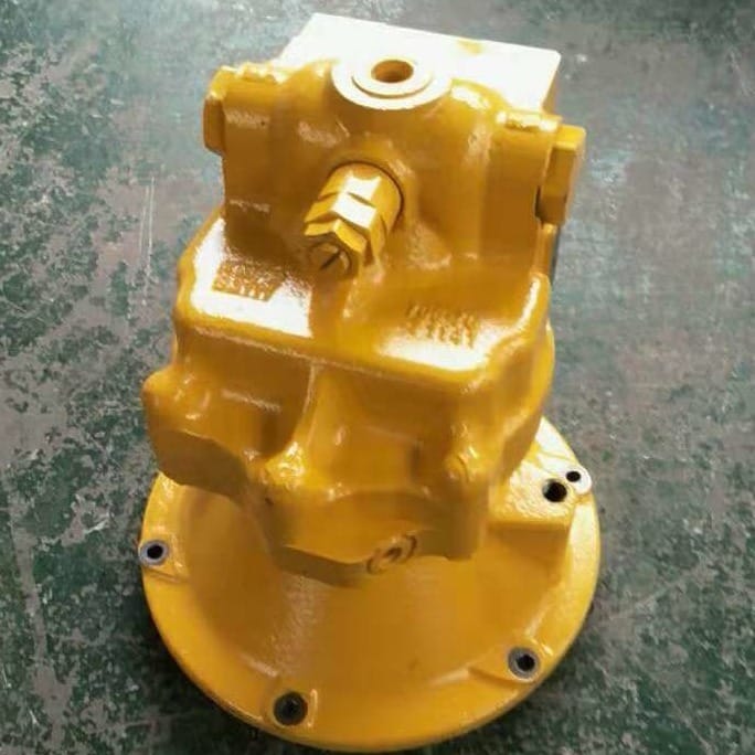 M5X130 706-7G-01180 Swing Motor Assembly for Komatsu PC200-8M0 Excavator