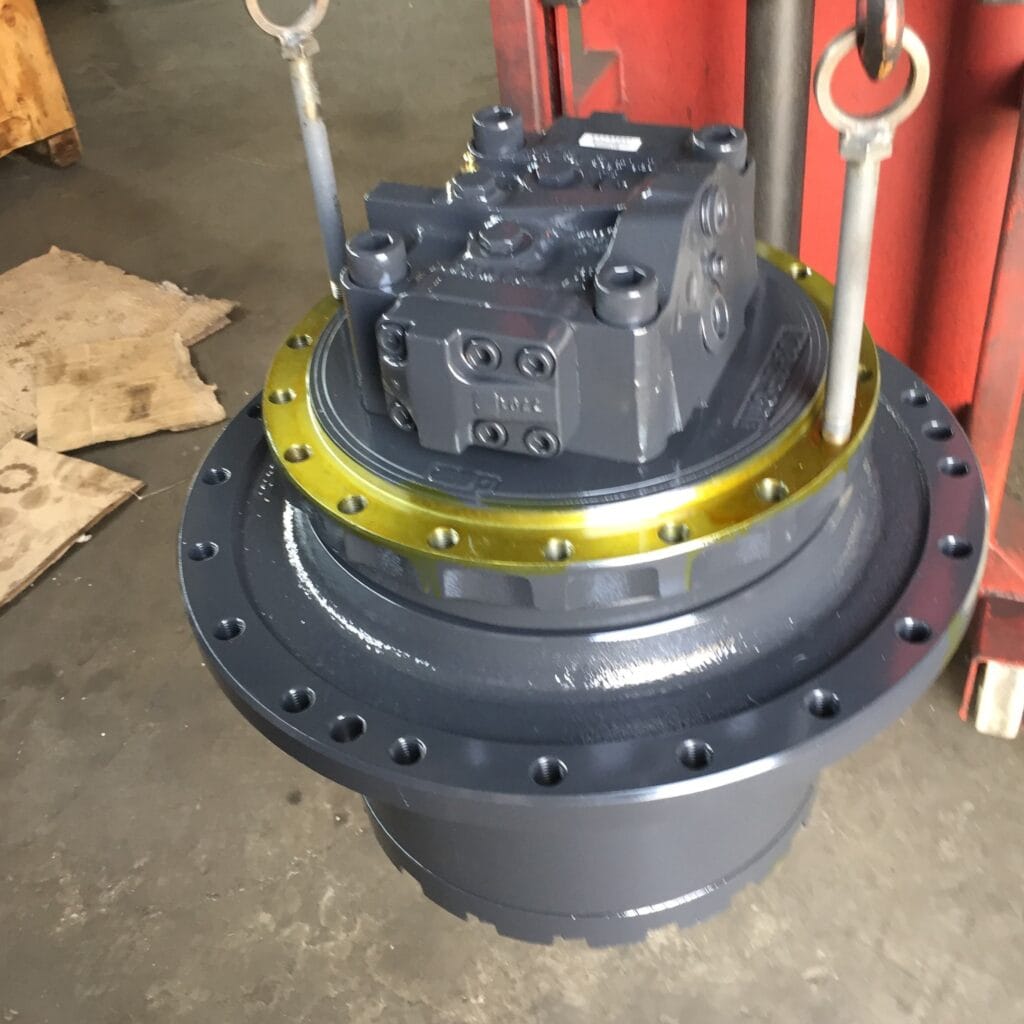 MAG-170VP 20Y-27-00020 Travel Motor Assembly for Komatsu PC240-8 Excavator