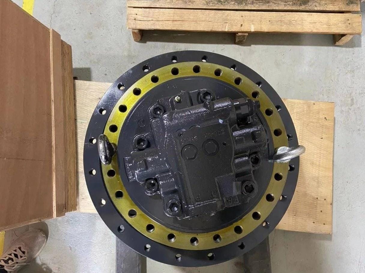MAG-180VP 207-27-00440 Travel Motor Assembly for Komatsu PC360-7 Excavator Picture 2 MAG-180VP 207-27-00440 Travel Motor Assembly for Komatsu PC360-7 Excavator - Image 2