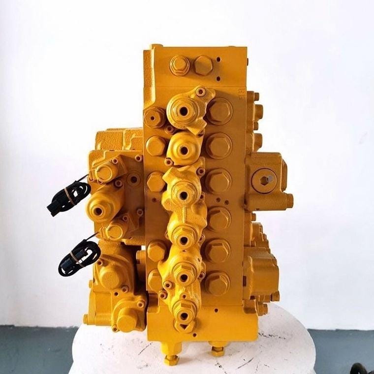 PC210-8 708-2L-00610 Main Control Valve Assembly for Komatsu Excavator Picture 6 Tatan PC210-8 708-2L-00610 main control valve assembly for Komatsu excavator (4)