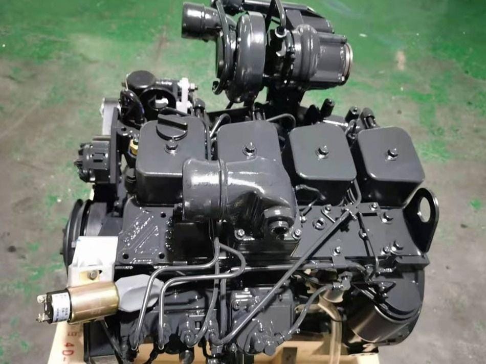 SAA4D95LE-2 6204-11-1100 Diesel Engine Assembly for Komatsu PC160-7 Excavator Picture 4 Tatan SAA4D95LE-2 6204-11-1100 diesel engine assembly for Komatsu PC160-7 excavator (3)