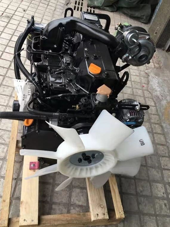 SAA6D102E-2 6738-C0-DB22 Diesel Engine Assembly for Komatsu PC270-7 Excavator Picture 2 SAA6D102E-2 6738-C0-DB22 Diesel Engine Assembly for Komatsu PC270-7 Excavator - Image 2