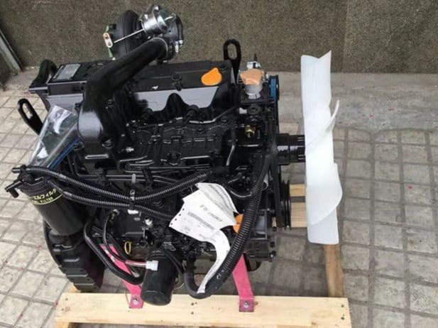 SAA6D102E-2 6738-C0-DB22 Diesel Engine Assembly for Komatsu PC270-7 Excavator Picture 4 SAA6D102E-2 6738-C0-DB22 Diesel Engine Assembly for Komatsu PC270-7 Excavator - Image 4