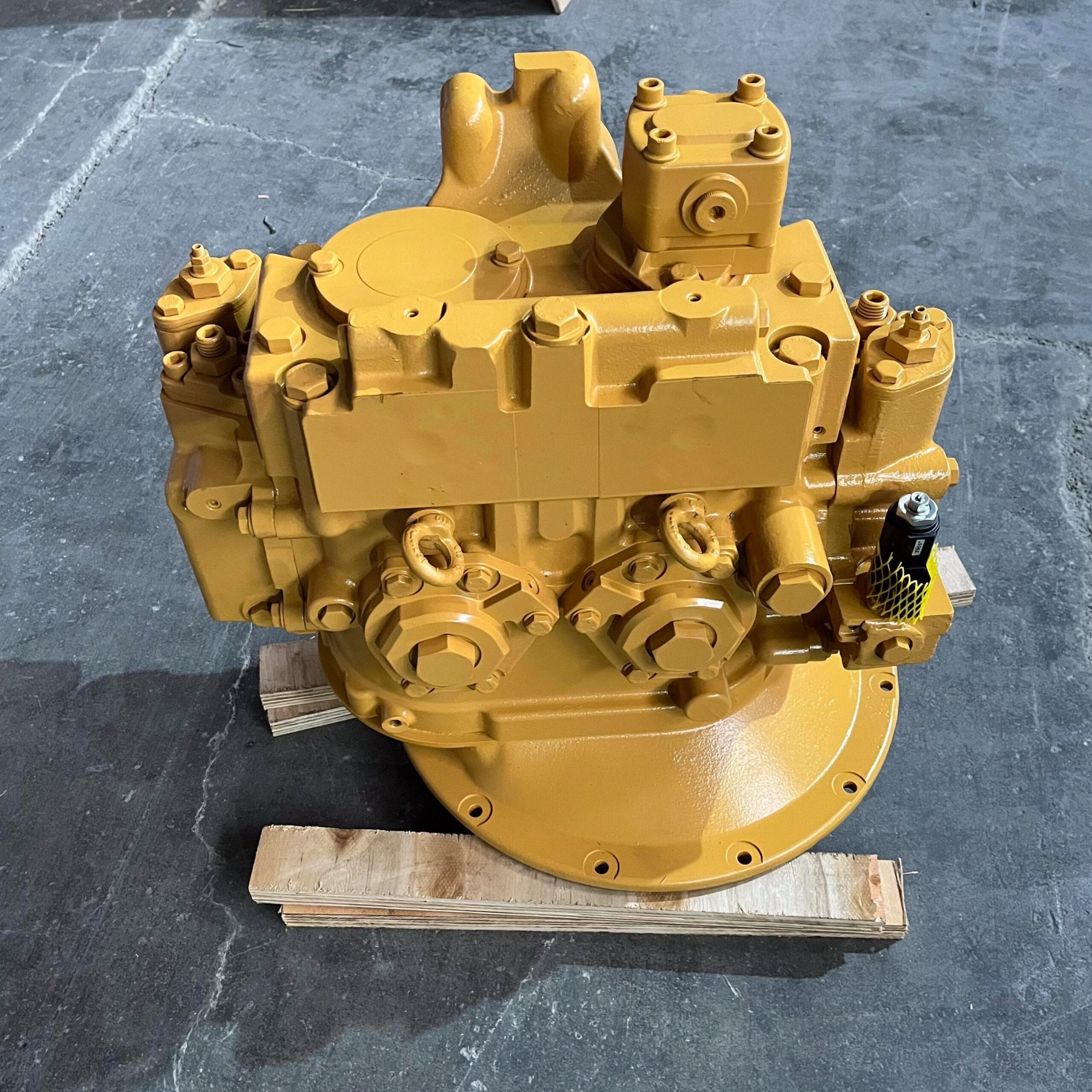 Caterpillar 320C Main Hydraulic Pump Assembly - SBS80 (OEM 172-5638) Picture 6 Caterpillar 320C Main Hydraulic Pump Assembly - SBS80 (OEM 172-5638) - Image 6