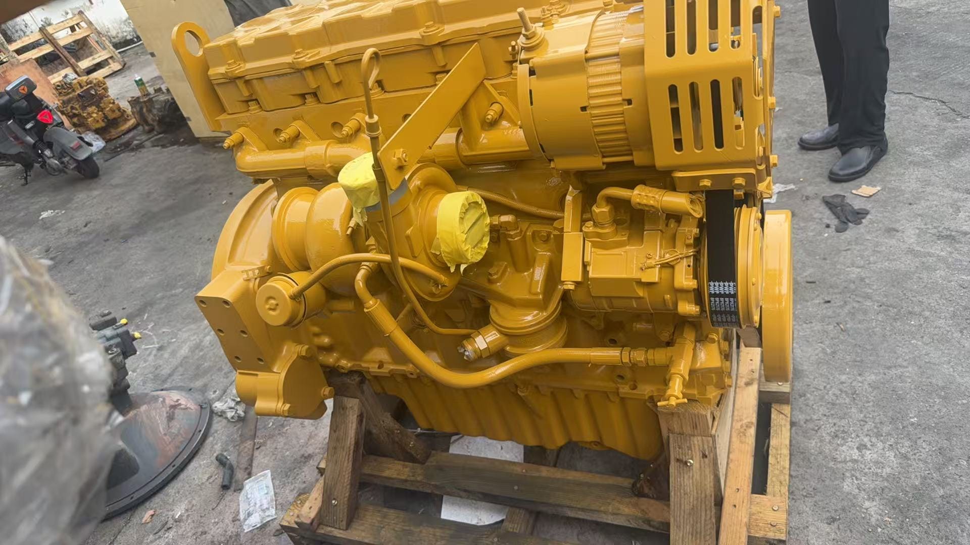 Cat C9.3 Remanufactured Engine Assembly for Caterpillar 336E Excavator (20R-7002) Picture 15 CAT C9.3 High Pressure Common Rail Fuel Injection Pump and HPCR Fuel Rail Assembly