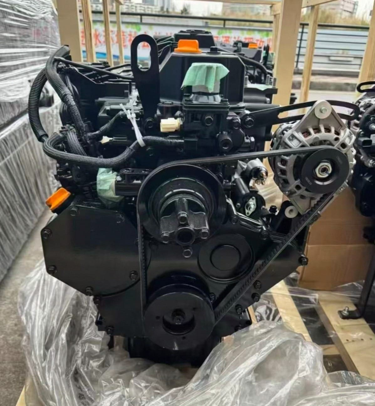 Doosan DH55 Complete Diesel Engine Assembly - Yanmar 4TNV94L (OEM 2201-9008) Picture 2 doosan-dh55- diesel-engine assembly