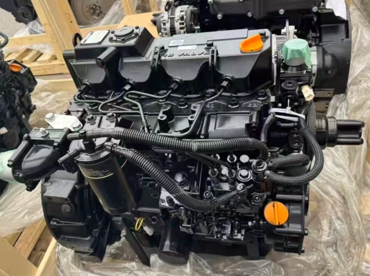 Doosan DH55 Complete Diesel Engine Assembly - Yanmar 4TNV94L (OEM 2201-9008) Picture 3 doosan-dh55- diesel-engine assembly