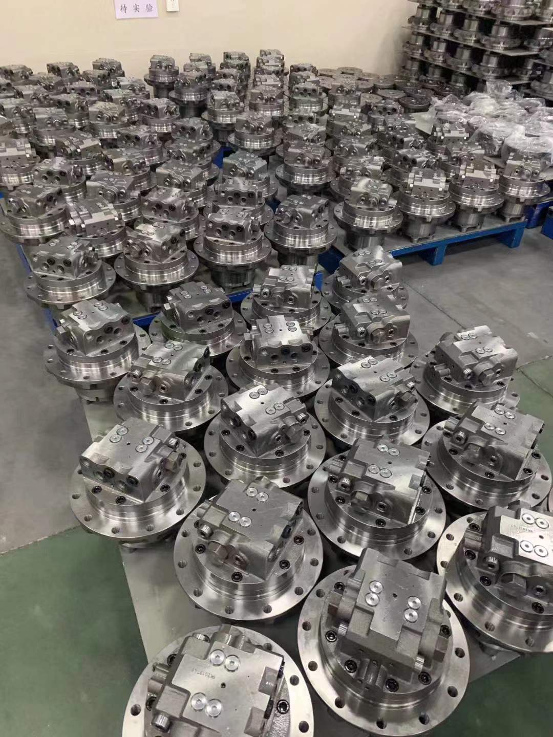 Doosan DH35 Final Drive Travel Motor Assembly - TM04 (OEM 2401-9285 / 401-00023) Picture 9 Tatan Machinery Doosan DH35 Final Drive Travel Motor Warehouse Inventory